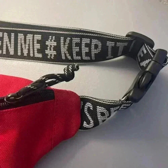 Hot Style Red Fanny Pack #Always been me # Keep it real w/ 3 zipper compartments - Picture 5 of 8